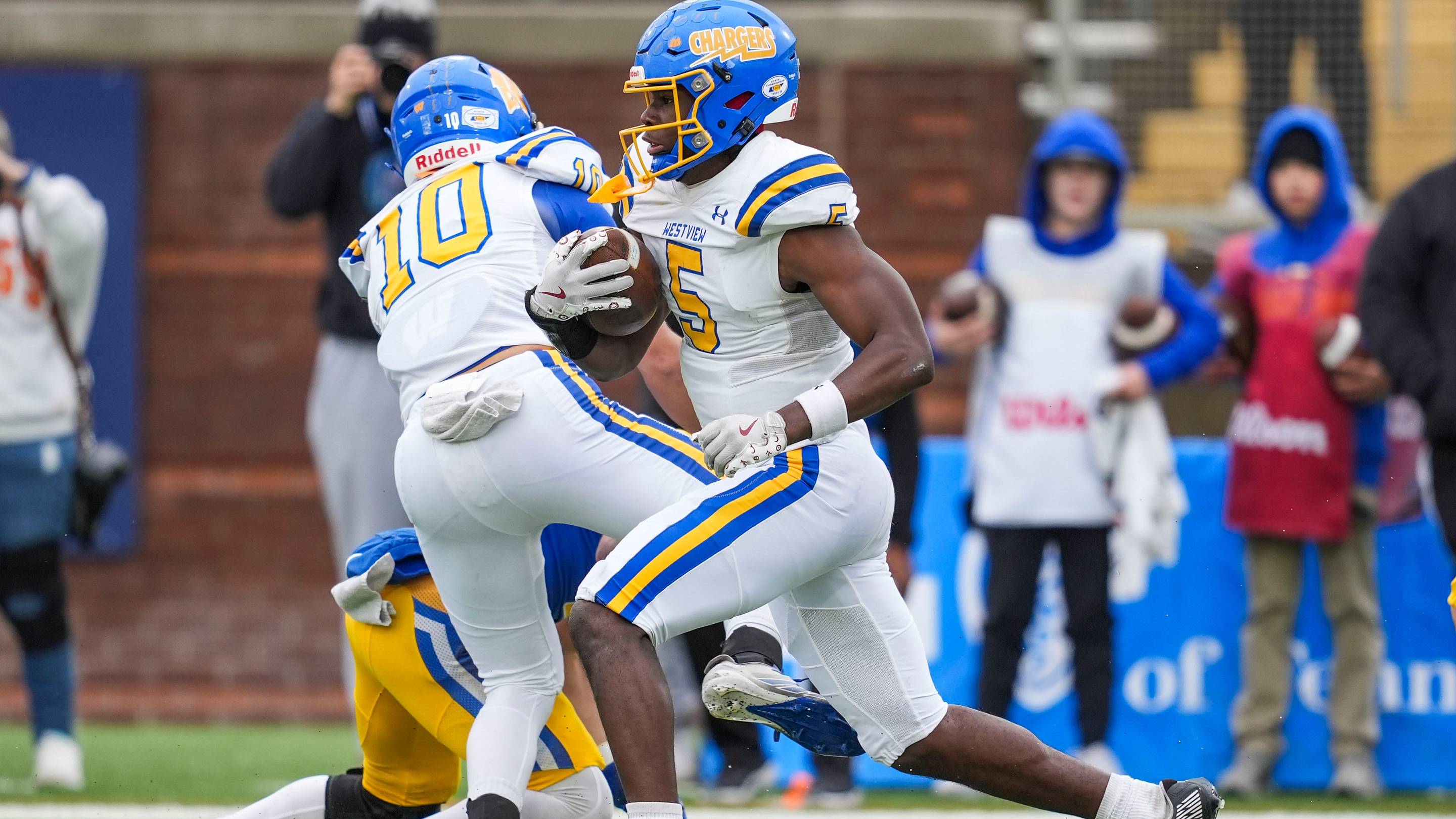 Tennessee Commit Asa Barnes Delivers Three Touchdowns and a Statement Interception in Season Opener