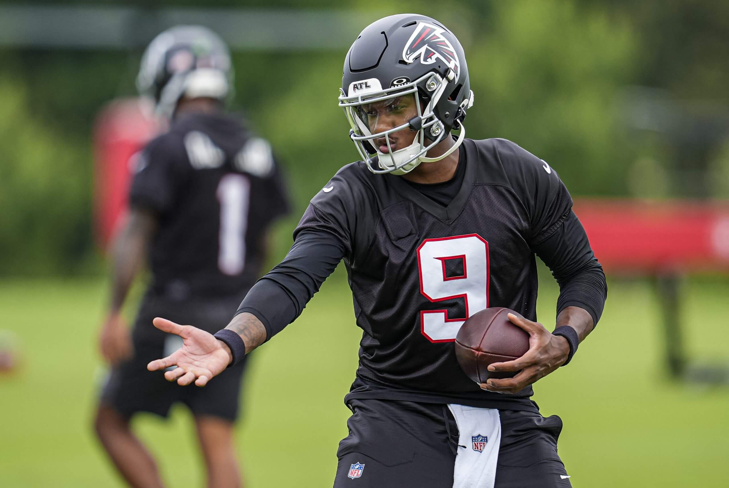 Falcons' Michael Penix Jr. fully cleared to practice, set to compete with Tua for QB1 role