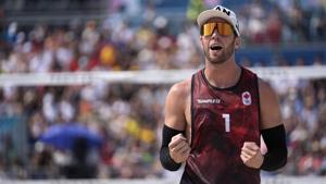 Canada's Schachter, Pickett upset world No. 1 Swedes at Montreal beach volley stop
