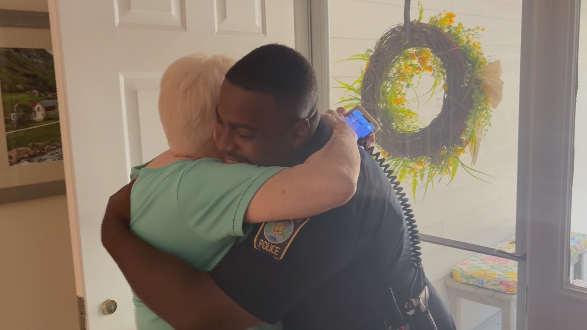 90-year-old reunites with officer who kept her from losing nearly $10,000 to crypto scam