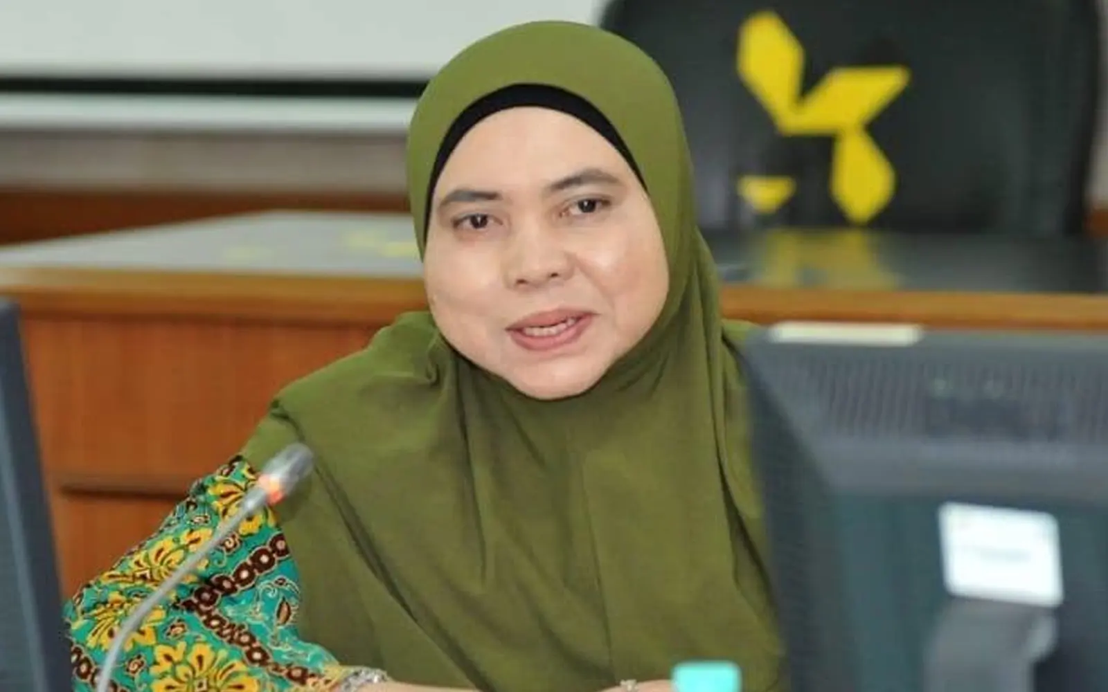 IIUM ends lecturer Solehah Yaacob’s service