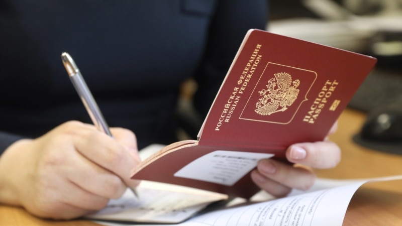 For Russians Abroad, Renouncing Their Citizenship Is Getting Harder -- And More Expensive